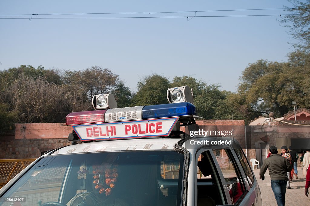 Coche de policía de Nueva Delhi, India