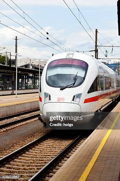 Ice Traini Ice Train Photos and Premium High Res Pictures - Getty Images