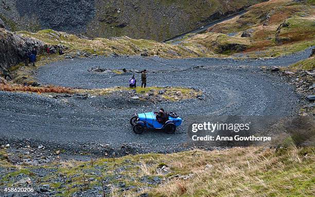 Sharpness Car Rally Sharp Curve Photos and Premium High Res Pictures - Getty Images
