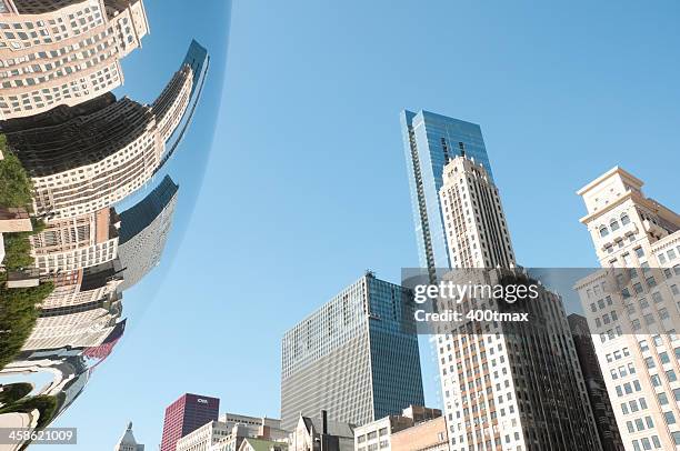 nuvem escultura skyline reflexão - magnificent mile imagens e fotografias de stock