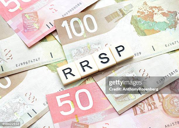 rrsp - canadian one hundred dollar bill 個照片及圖片檔