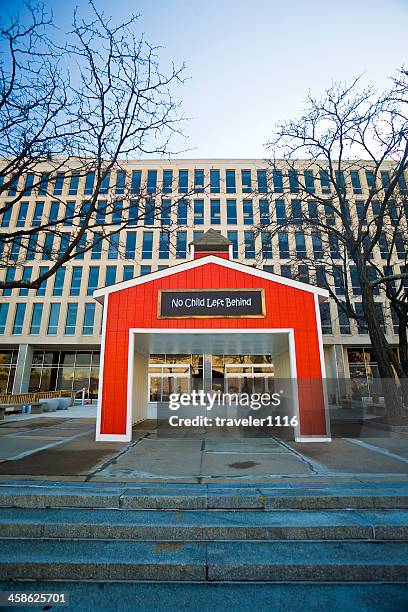 department of education in washington dc - us department of education building stock pictures, royalty-free photos & images