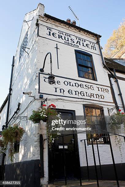 ye reise nach jerusalem, englands ältesten inn. - nottingham stock-fotos und bilder