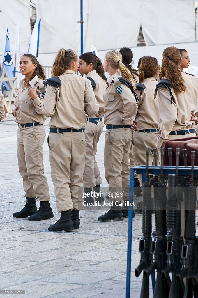 Female Israeli Air Force Cadets High Res Stock Photo Getty Images female-israeli-air-force-cadets-high-res-stock-photo-getty-images