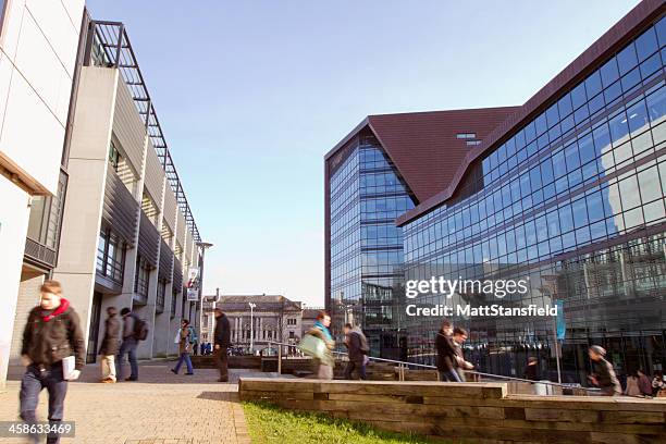 plymouth university - plymouth stockfoto's en -beelden