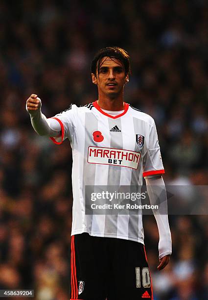 Bryan Ruiz of Fulham in action during the Sky Bet Championship match between Fulham and Huddersfield Town at Craven Cottage on November 8, 2014 in...