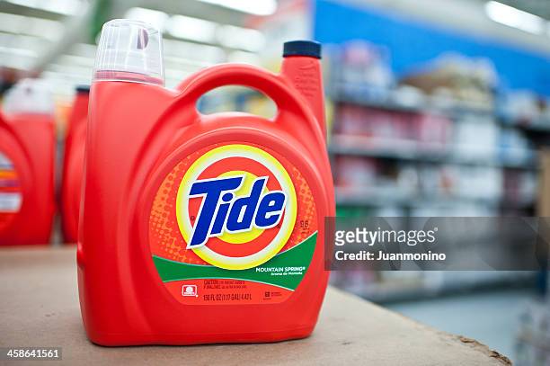 tide waschmittel - tide detergent stock-fotos und bilder