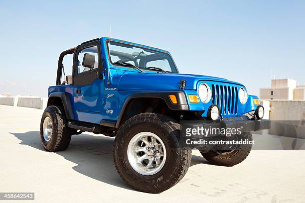 jeep wrangler 2002 - jeep wrangler stock-fotos und bilder
