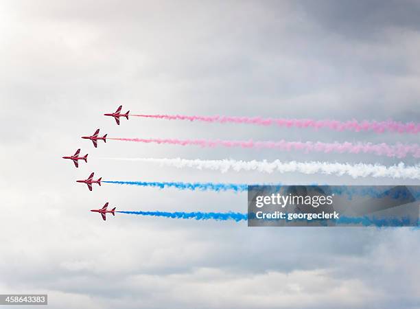 british red arrows aerobatic display - armed forces day fotografías e imágenes de stock