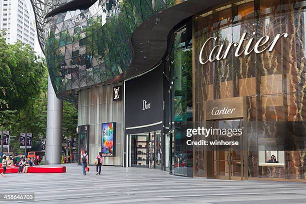 ion orchard shopping mall in singapore - christian dior designer label 個照片及圖片檔