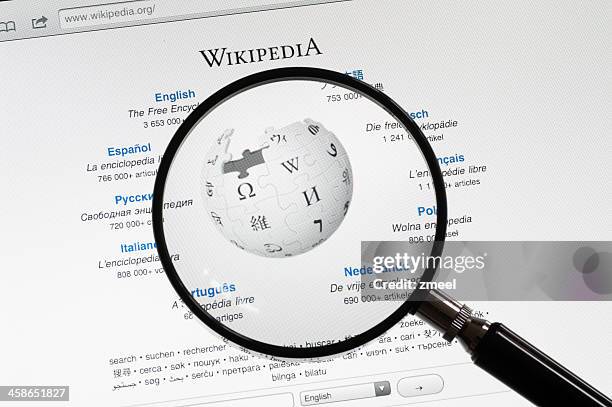 wikipédia - wikipedia photos et images de collection