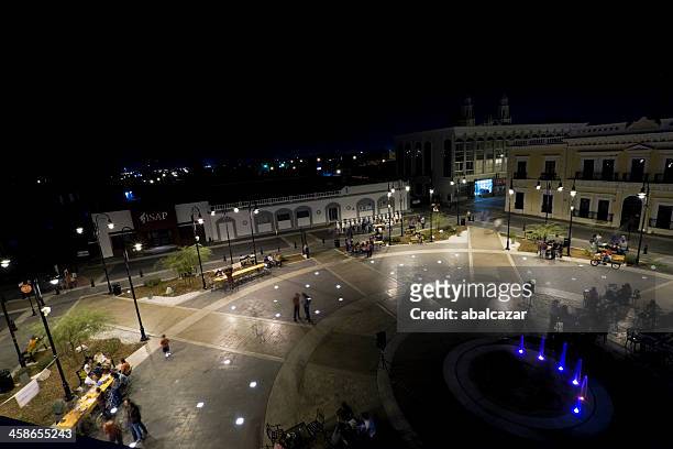 downtown hermosillo at night - hermosillo 個照片及圖片檔