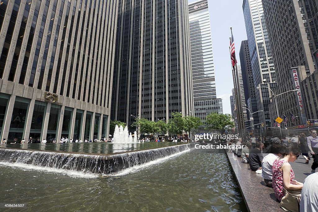 Sixth avenue fountain