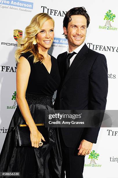 Actors Erinn Bartlett and Oliver Hudson attend the 2014 Baby2Baby Gala, presented by Tiffany & Co. On November 8, 2014 in Culver City, California.