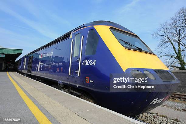 first great western intercity 125 - intercity 125 stock pictures, royalty-free photos & images