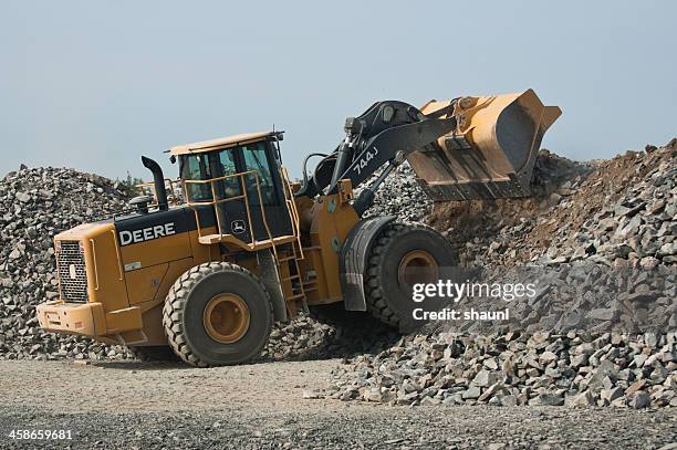 construction site - john deere bildbanksfoton och bilder