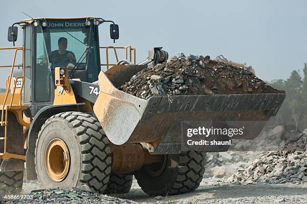 construction site - front end loader stock pictures, royalty-free photos & images