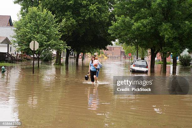 midwest flood victim - iowa family stock pictures, royalty-free photos & images