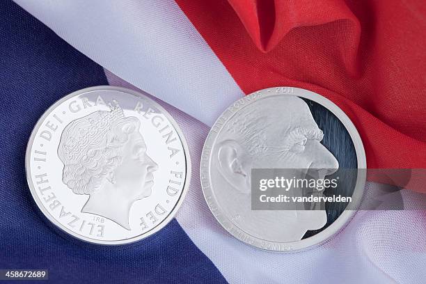 five pounds - prince philip duke of edinburgh in profile stock pictures, royalty-free photos & images