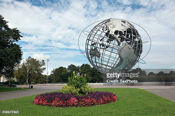 unisphere in corona park, flushing meadows ny - queens - new york city stock pictures, royalty-free photos & images