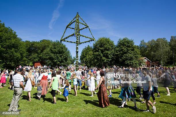 midsummer celebration - midsommar stock pictures, royalty-free photos & images