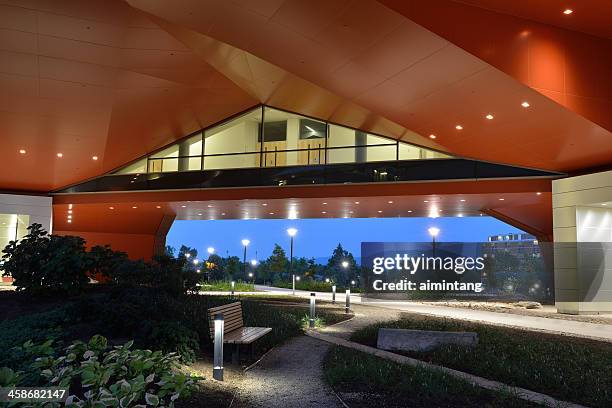 millennium science complex in penn state - state college pennsylvania stockfoto's en -beelden