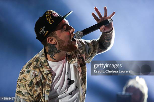 B Mac Raper 1,095 Mac Miller Rapper Stock Photos, High-Res Pictures, and Images ...