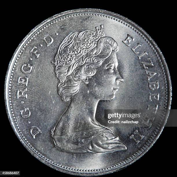 uk coin with portrait of queen elizabeth ii - british coin stock pictures, royalty-free photos & images