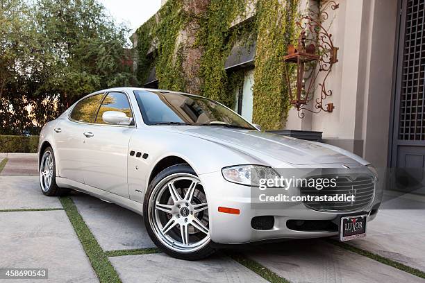 maserati quattroporte 2005 - maserati quattroporte stock pictures, royalty-free photos & images