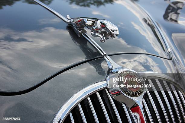 oldtimer jaguar mk ii - jaguar car stock pictures, royalty-free photos & images