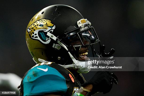 Denard Robinson of the Jacksonville Jaguars celebrates after scoring the opening touchdown during the NFL week 10 match between the Jackson Jaguars...