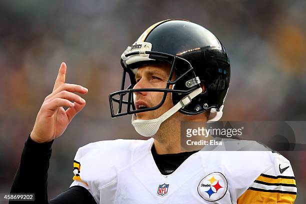 Kicker Shaun Suisham of the Pittsburgh Steelers looks on against the New York Jets during a game at MetLife Stadium on November 9, 2014 in East...