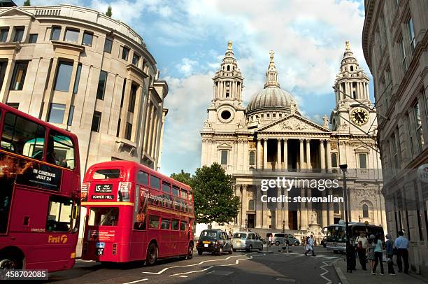 city von london - religiöse stätte stock-fotos und bilder