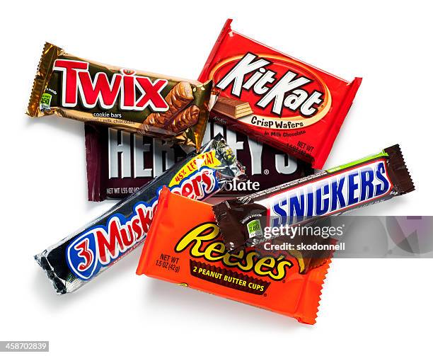 chocolate bars - chocolate bar stock pictures, royalty-free photos & images