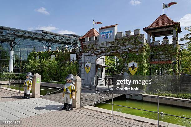 playmobil funpark entrance - playmobil stock pictures, royalty-free photos & images