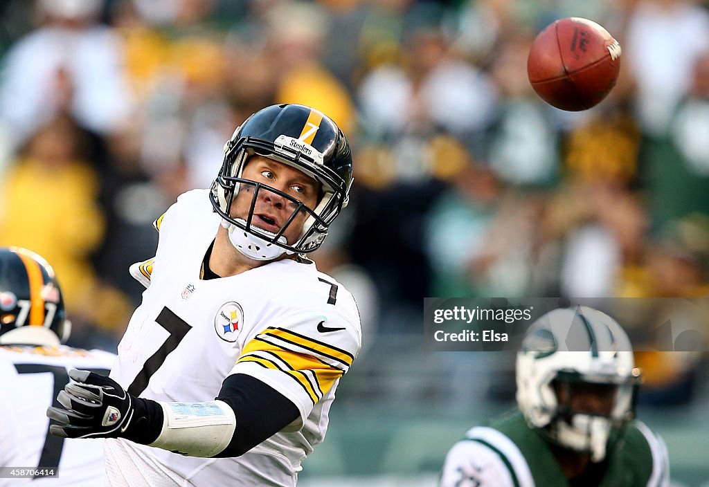 Pittsburgh Steelers v New York Jets