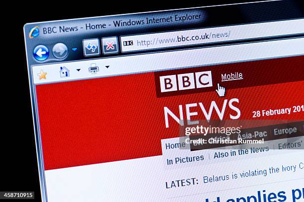 bbc news - macro shot of real monitor screen - bbc universal stock pictures, royalty-free photos & images