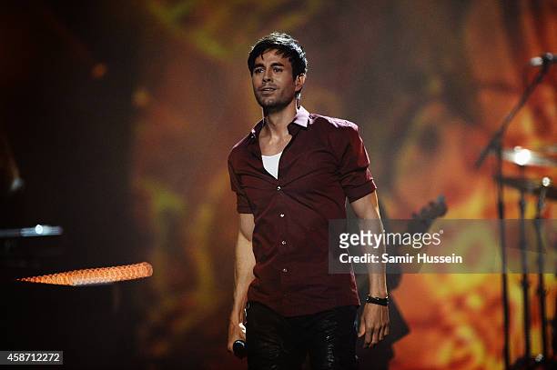 Enrique Iglesias performs on stage during the MTV EMA's 2014 at The Hydro on November 9, 2014 in Glasgow, Scotland.