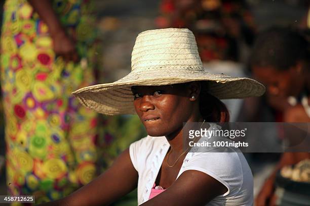 life after the earthquake, haiti - haitian ethnicity stock pictures, royalty-free photos & images