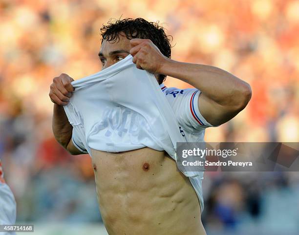 Sebastián Fernández of Nacional celebrates after scoring the opening goal during a match between Nacional and Peñarol as part of round 12th of...