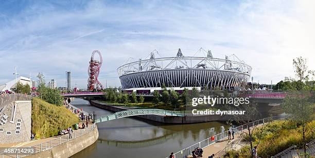 the orbit and olympic stadium - olympic park venue stock pictures, royalty-free photos & images