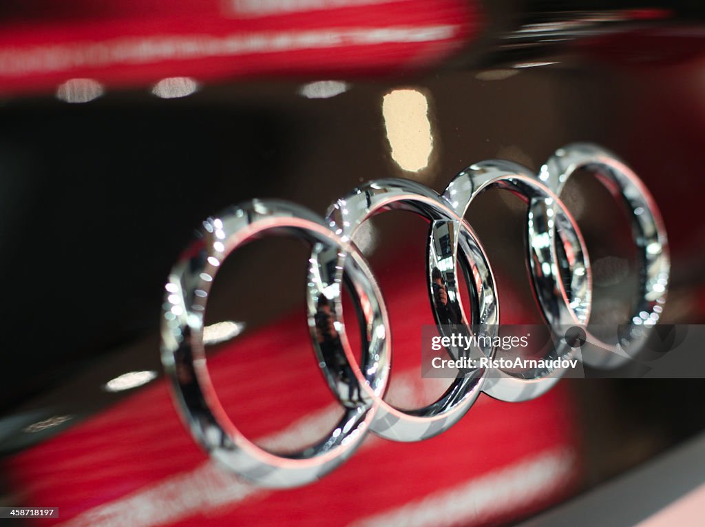 Audi sign