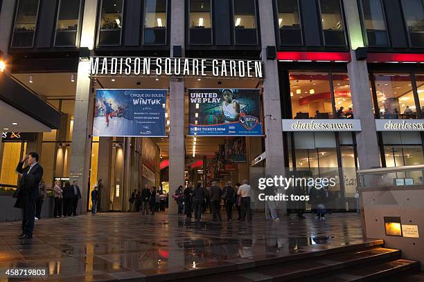 madison square garden at night - madison square garden exterior stock pictures, royalty-free photos & images