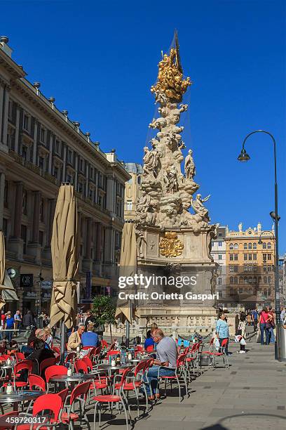 the graben, vienna - pestsäule vienna stock pictures, royalty-free photos & images