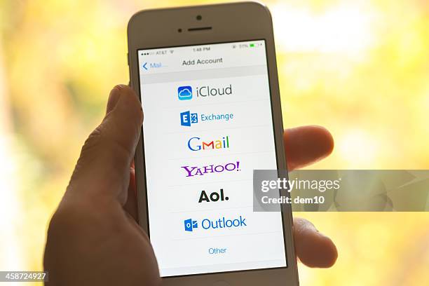 Yahoo Mail Photos and Premium High Res Pictures - Getty Images