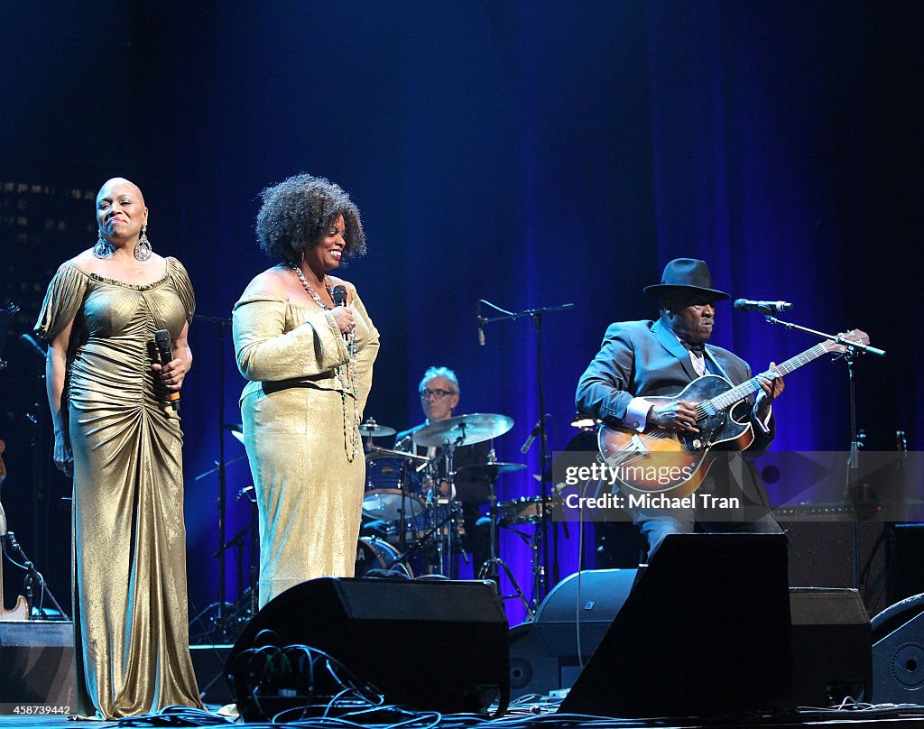 Taj Reeves Dee Dee Bridgewater and Dianne Reeves with Taj Mahal perform onstage ...