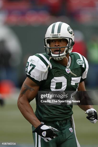 Laveranues Coles of the New York Jets participates in warm ups before a game against the Tampa Bay Buccaneers on October 09, 2005 at the Meadowlands...