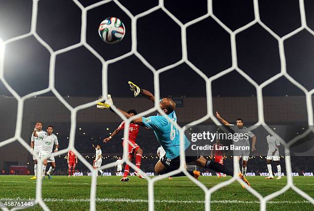 Dante of Muenchen scores his teams first goal during the FIFA Club World Cup Final between FC Bayern Muenchen and Raja Casablanca at Marrakech...