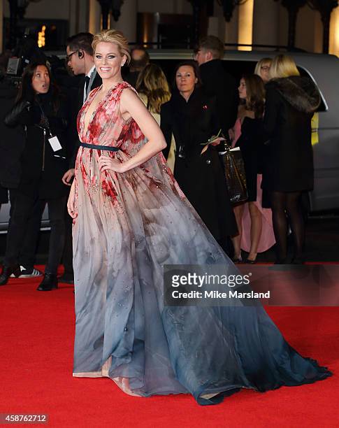 Elizabeth Banks attends the World Premiere of "The Hunger Games: Mockingjay Part 1" at Odeon Leicester Square on November 10, 2014 in London, England.
