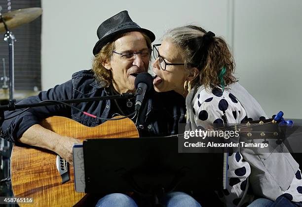 Richie Supa and Steven Tyler perform and speak with clients of Recovery Unplugged Treatment Center to provide the powerful, inspirational message of...